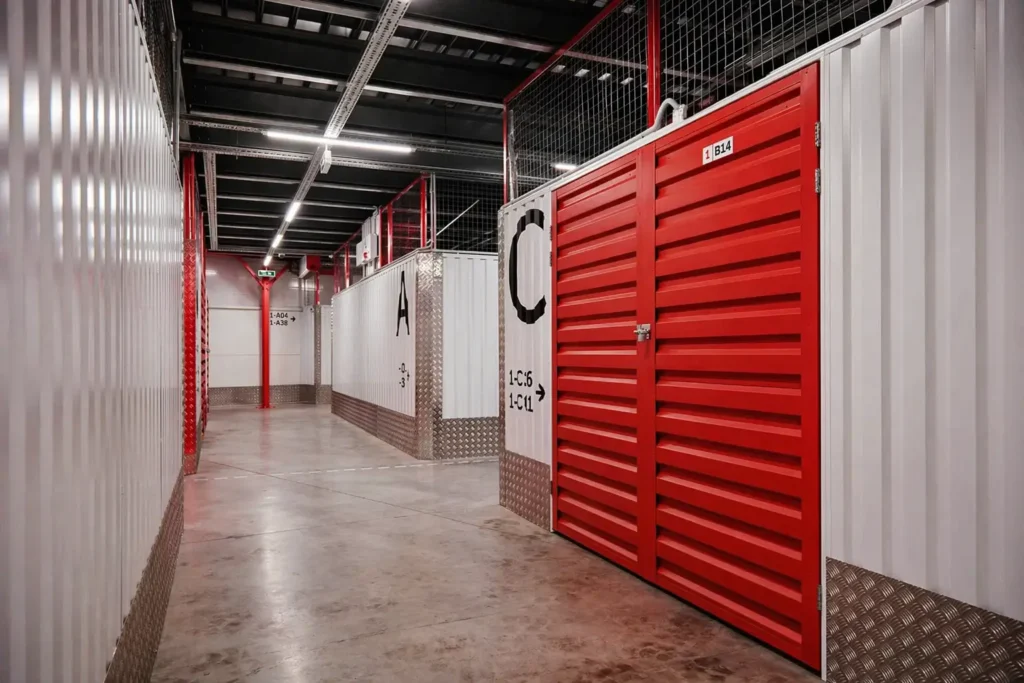 storage services in dubai